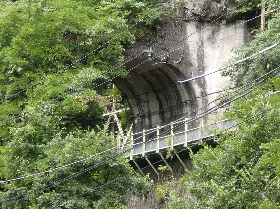 吾妻峡トンネル－２.jpg