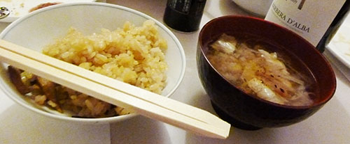 25松茸ご飯と豚汁.jpg