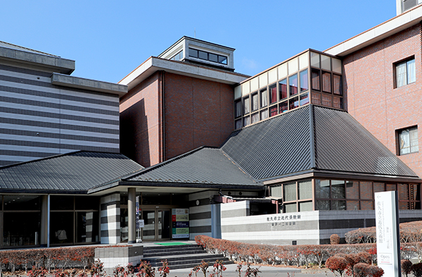 佐久市立近代美術館